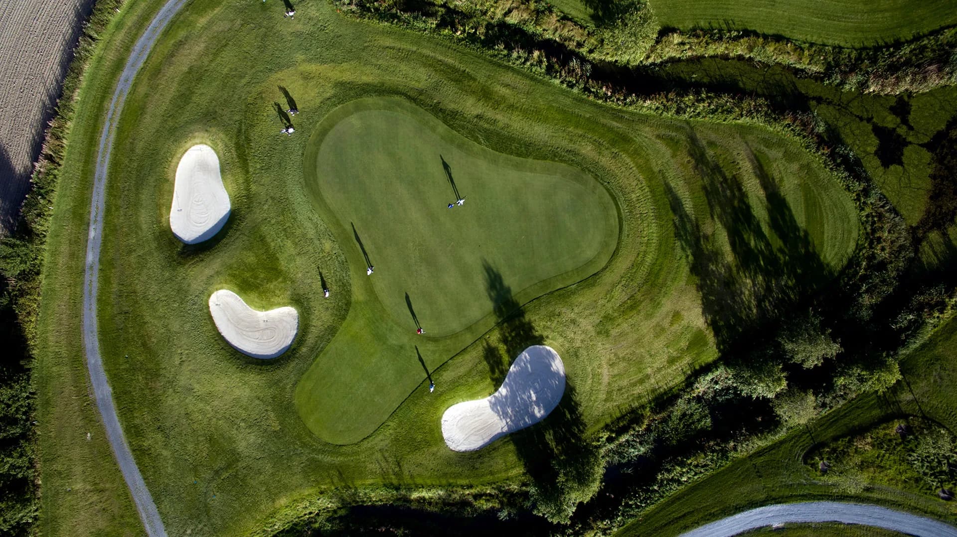 Overview of fairway at Grini Golf Club with green and surroundings