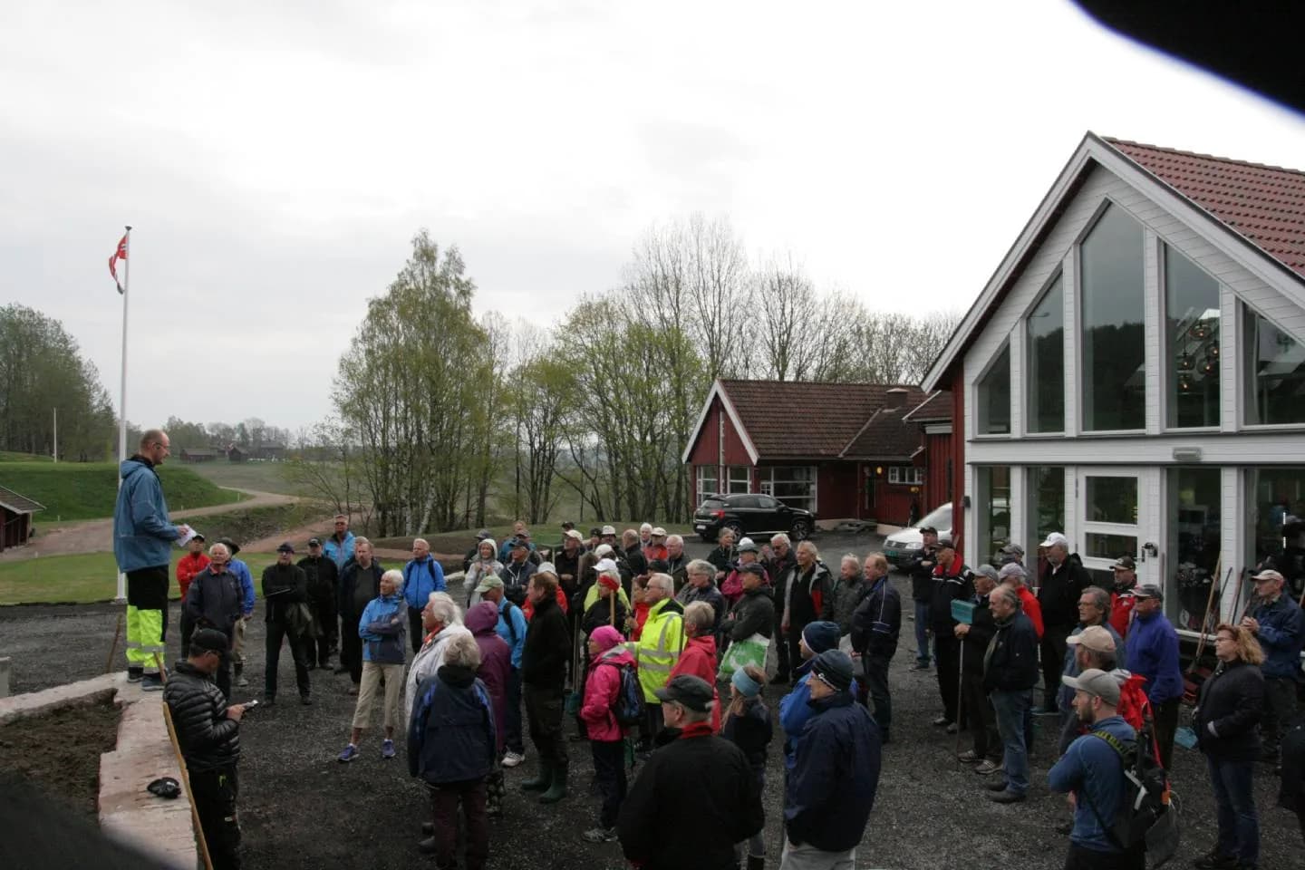 Fairway at Kjekstad Golf Club surrounded by lush forest vegetation in Buskerud